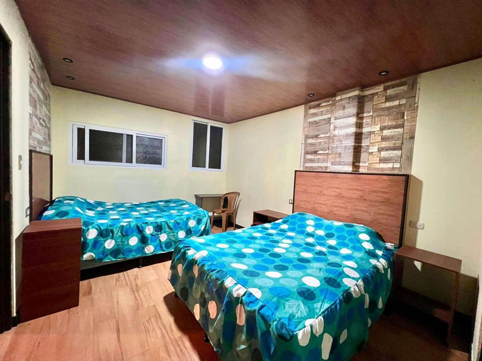 C&M Exclusive Private Rooms Quetzaltenango Bagian luar foto