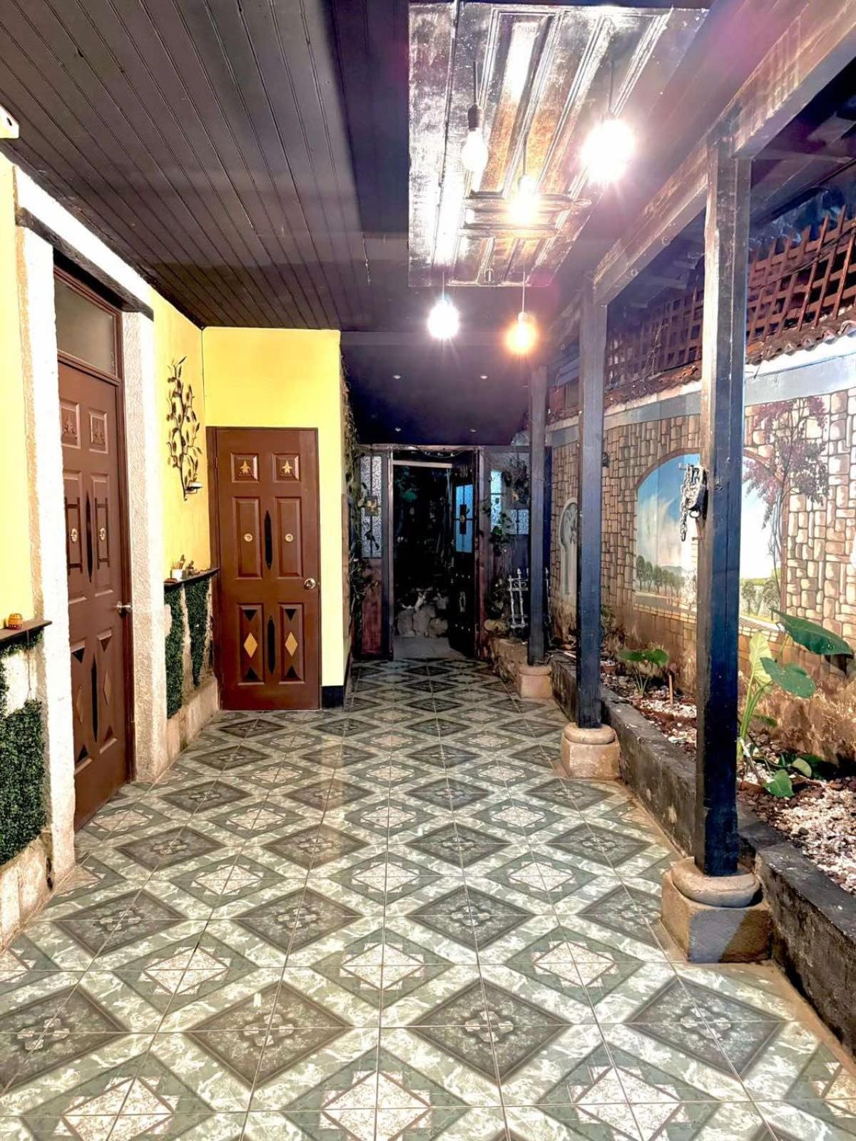 C&M Exclusive Private Rooms Quetzaltenango Bagian luar foto